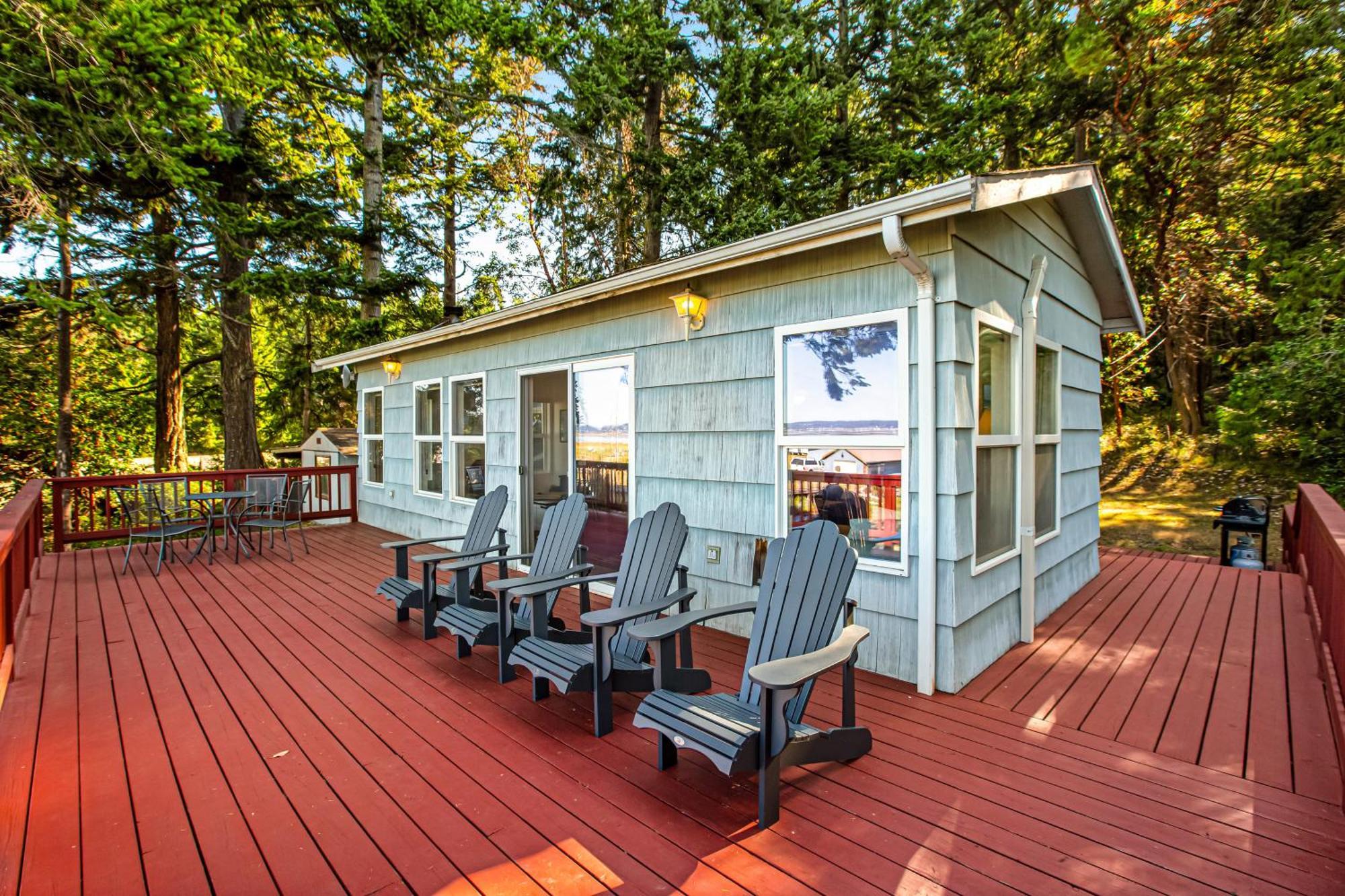 Marrowstone Island Beach Cabin Exterior photo